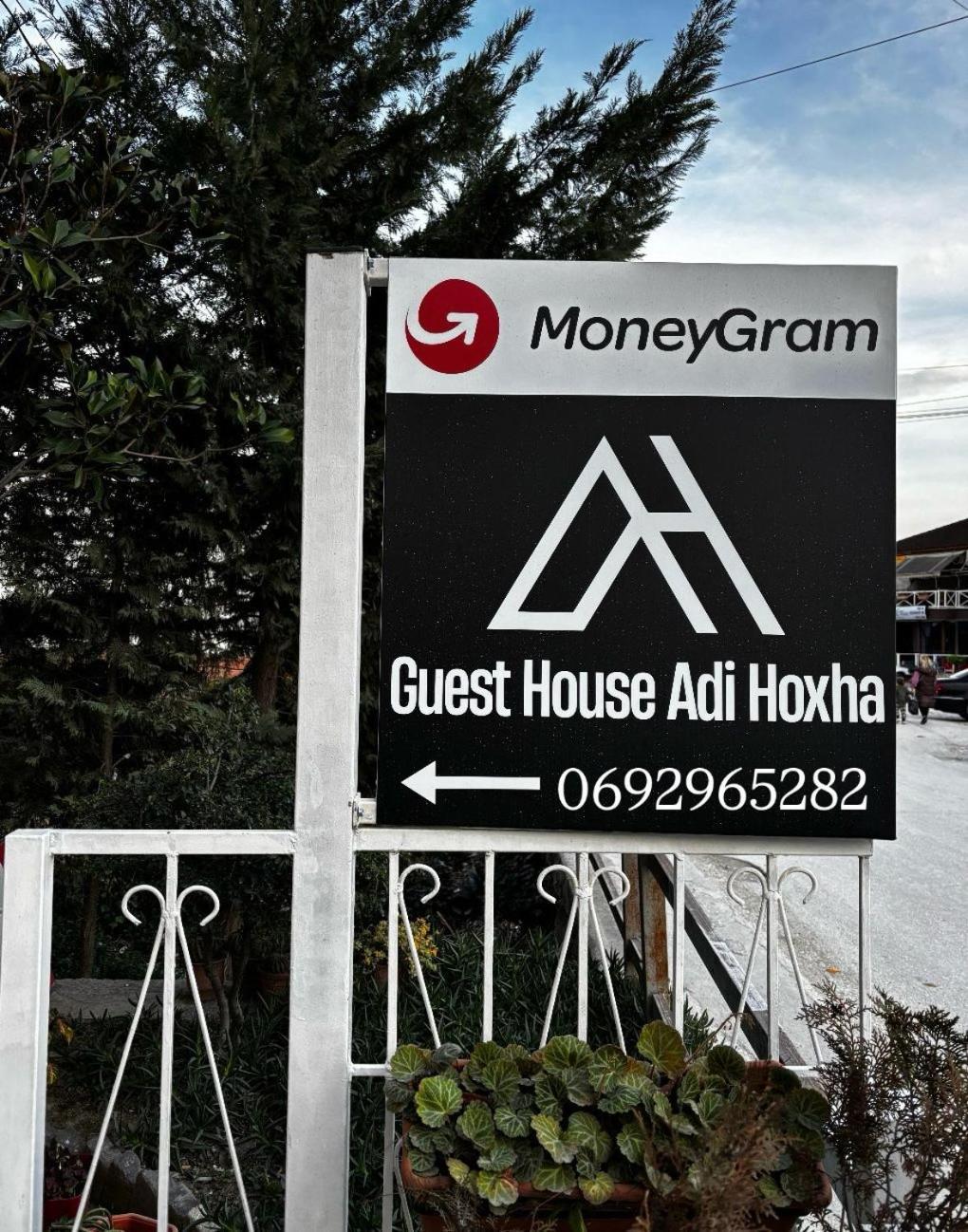 Guest House Adi Hoxha بيرات المظهر الخارجي الصورة